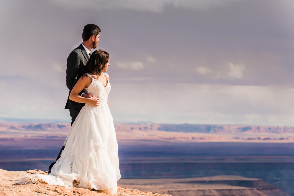 Adventure couple, Moab wedding.