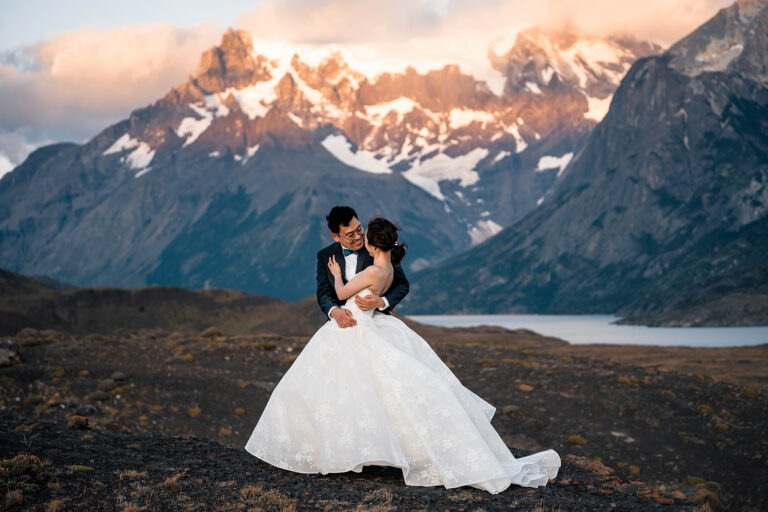 Romantic Elopement at The Ends of The Earth